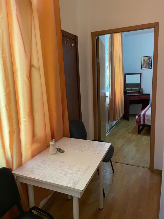 Budget Inn Amzei Bucarest Exterior foto